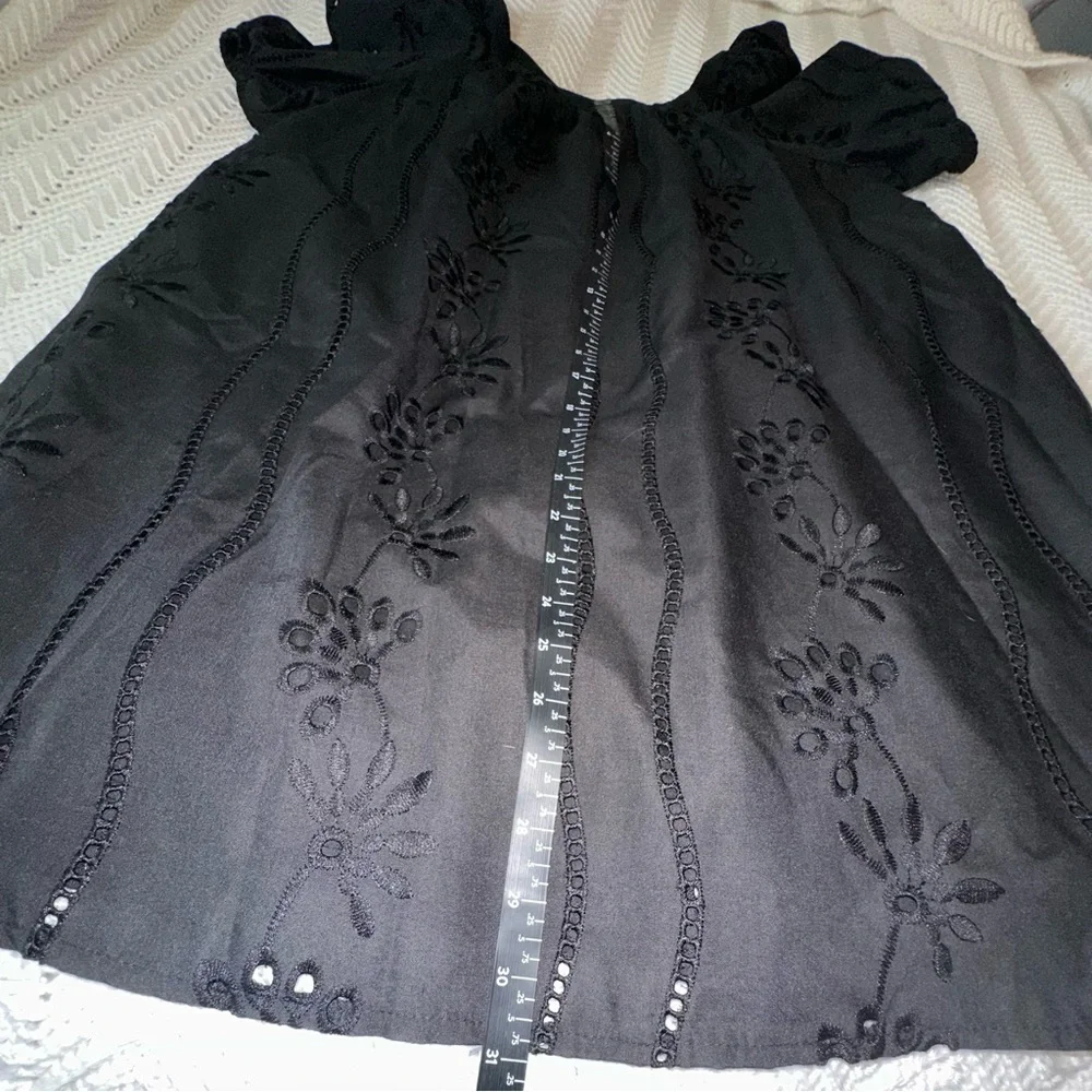 Black Eyelet Puff Sleeve Smocked Dress Large - Picture 8 of 9